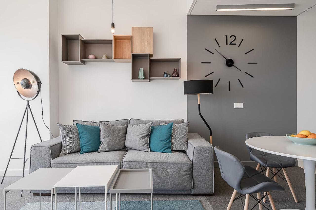 Rentplanet - Apartament Sky Tower Breslavia Esterno foto